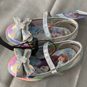 Disney Frozen Iridescent Dress Shoes